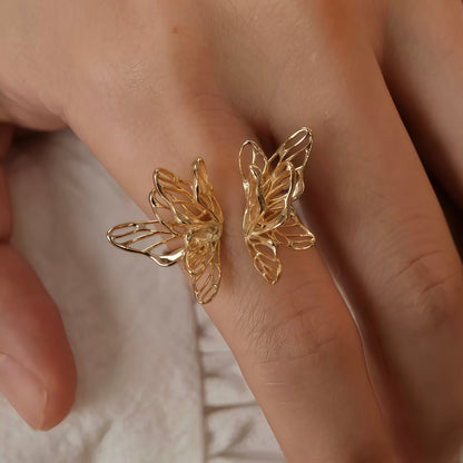 Butterfly Wing Dialogue Ring