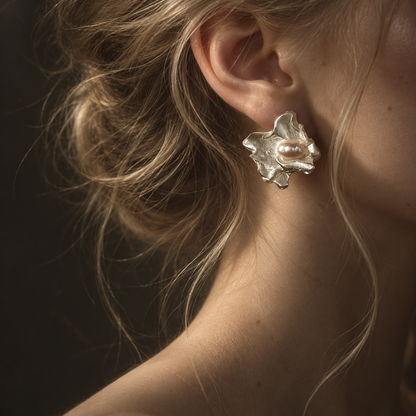 Elemental Texture Pearl Stud Earrings