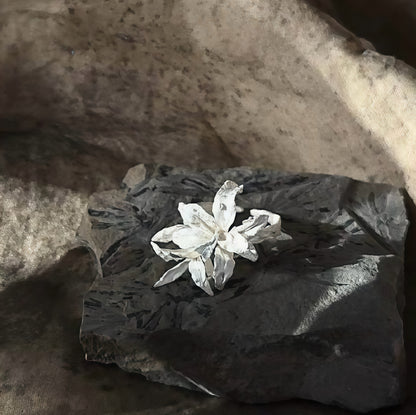 Eternal Lily Ring