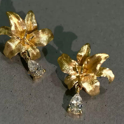 Lily Drop Earrings