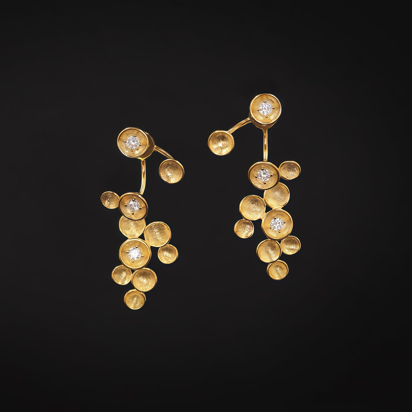 Cluster Drop Earrings – Sculptural Elegance with a Sparkling Twist (2-in-1 Style)