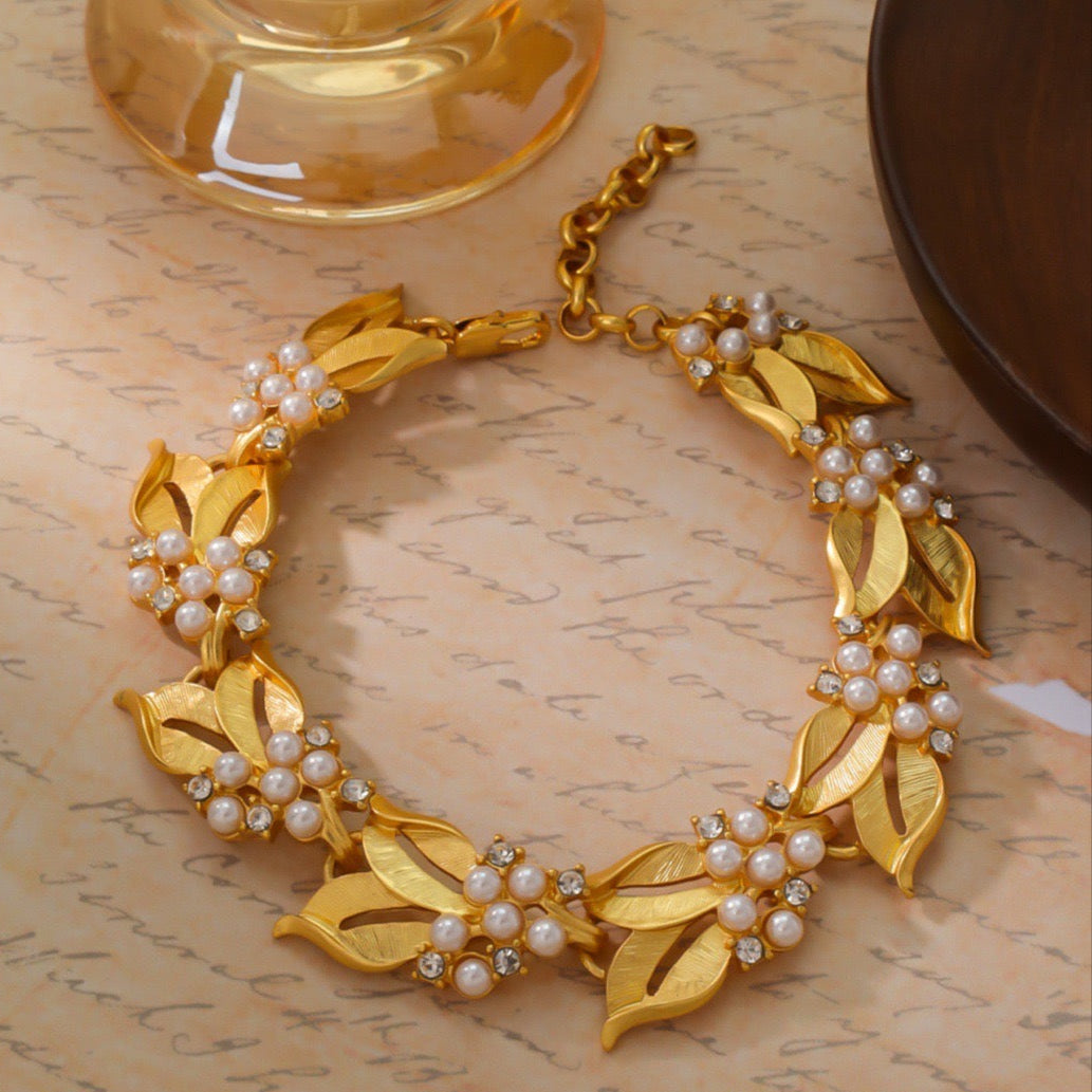 Pearl Leaf Necklace / Bracelet