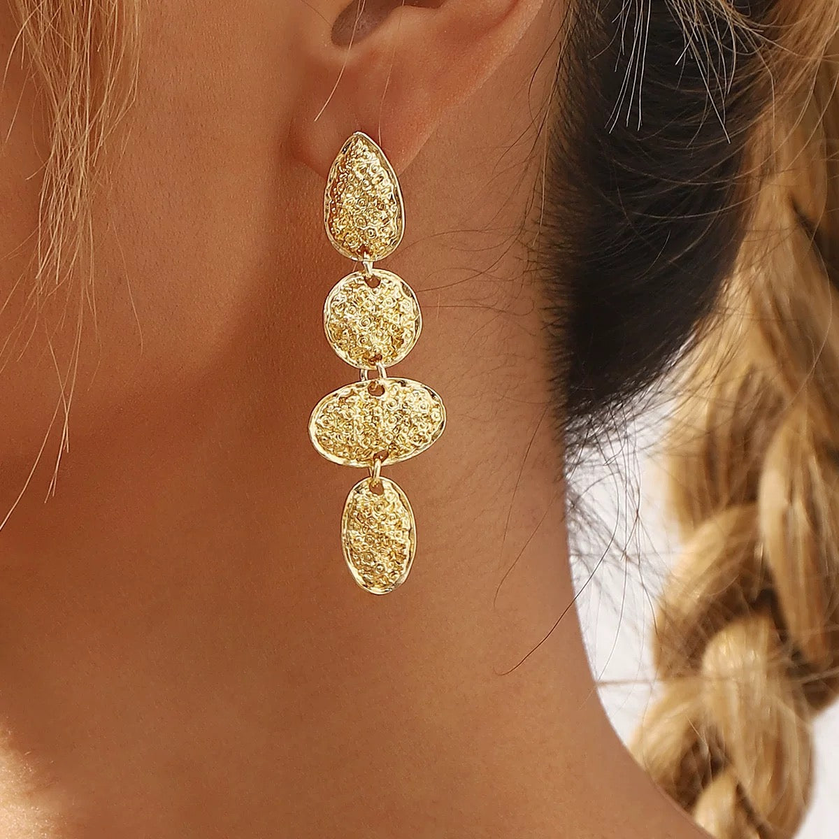 Sunlit Cascade Earrings – Textured Elegance in Motion